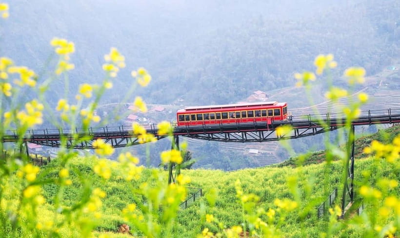 Sapa: Fansipan Cable, Cat Cat Village, Moana Instagram Tour - Moana Sapa: the Instagram-famous frame and the easy reset