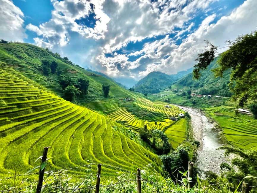 SAPA FREE 1 DAY TREEKKING WITH CHAN - Ta Van by 3 PM: The End Point and the Hanoi Bus Window
