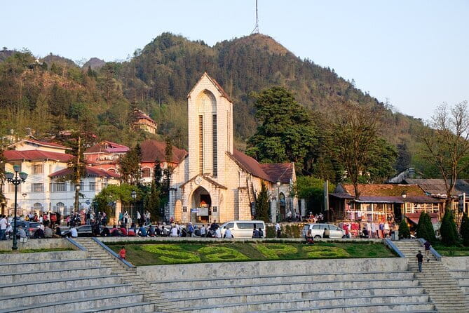 Sapa - Ha Giang Loop Tour 5 days 4 nights - Day 4: Muong Hoa Valley villages—Y Linh Ho, Lao Chai, Ta Van