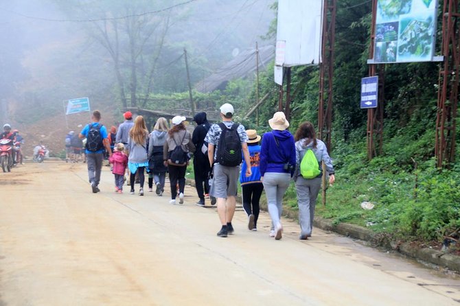 Sapa hard trekking villages homestay 3days/ 2nights tour - amazing culture - Day 3: Nam Toong (Red Dao) Views, River Walks, and Lavie Waterfall Time