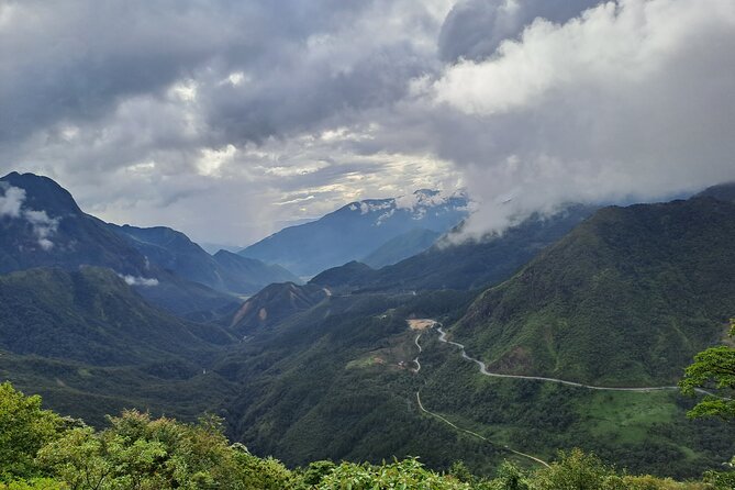 Sapa Love Silver Waterfall, Lonely Tree in Heaven Gate,San Sa Ho - Price and logistics: is $58 a good deal?