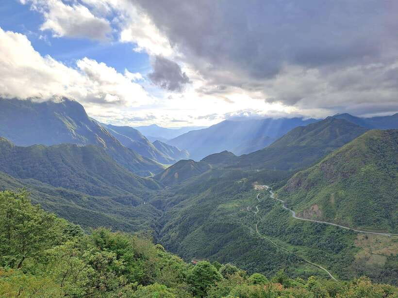 Sapa: Love Silver Waterfall, LonelyTree in Heaven-Rice Field - Love and Silver Waterfall: Jungle Steps and a Waterfall That Might Welcome a Dip