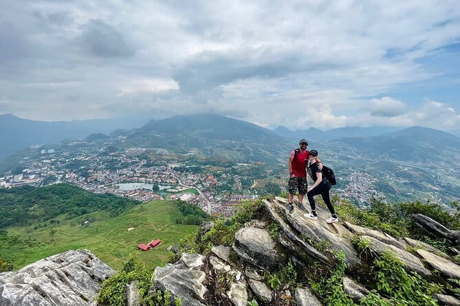 Sapa Mountain Escape: 2-Day Trekking, Rice Terraces & Homestay - Day 1 after lunch: bamboo paths, the descent, and a warm homestay arrival
