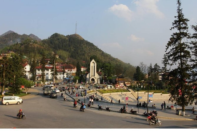Sapa Private Trekking Through Rice Terraced Fields - 1Day - Why the guide makes or breaks the day