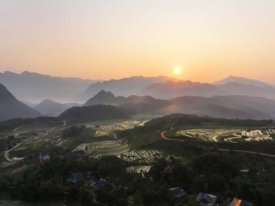 Sapa Trekking Private Tour With Ethnic Female Tour Guide - How the Trek Feels: Walking Level, Weather, and Footwear