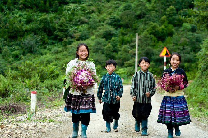 Sapa Villages trekking and homestay 2 Days/ 1 night package tour: best selling - Weather, Pace, and What to Pack for Comfort