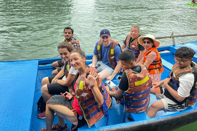 Sea Lion Luxury 5-Star Halong Day Cruise,Buffet Lunch,Shuttle Bus - Titop Island: Beach Break, Viewpoint Climb, Photo Time