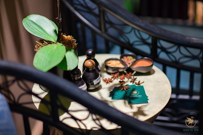 Serene Experience Spa Package - Facial care with natural ingredients: the finishing touch
