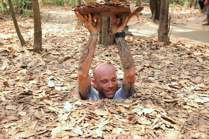 Shared Cu Chi Tunnels & Mekong Delta Tour Full Day - Vinh Trang Pagoda and the folk music stop: old southern culture in the mix