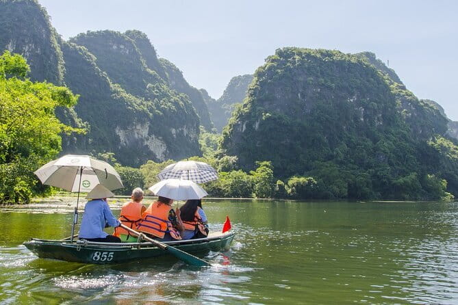 Shore Excursion Discovery Hanoi City from HaLong Bay Port - Lunch Options That Help You Keep Going
