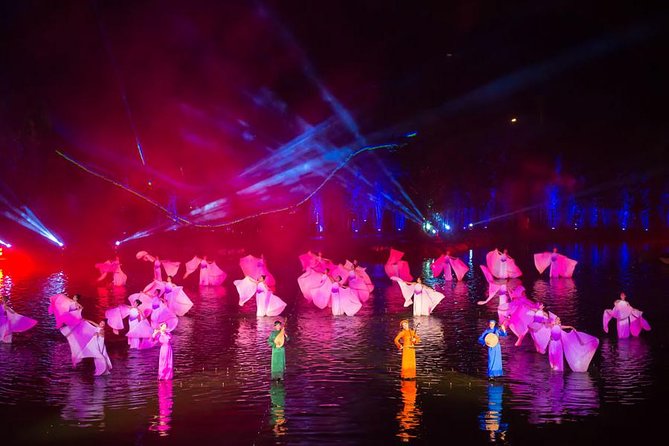 Skip the Line: The Quintessence of Tonkin Ticket (Wed, Sat, Sun) - What happens during the show (and why the water stage matters)
