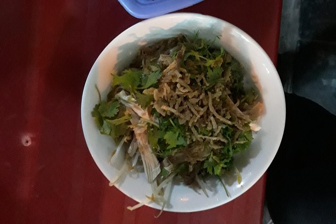 Small Group Hanoi Street Food Tour with a Real Foodie - The tasting stops: how the guide keeps it fun and not rushed