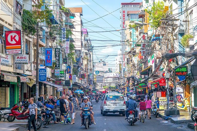 Small group Saigon Inside Out by Motorbike for 3 Hours - Ho Thi Ky Flower Market: 15 minutes that smell like the South