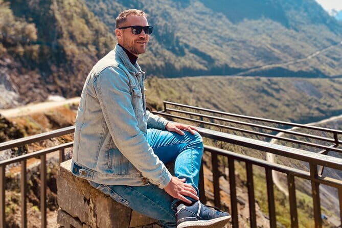 Strawberry HaGiangLoop 4D3N, Small Group, Tour Guide English - Entering The Ha Giang Loop With a Tight Plan and Real Local Nights