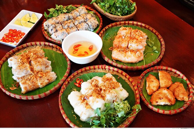 Street Food by Walking Tour for 3 hours in Hanoi, Vietnam - Pickup, bottled water, and what the $36 really covers