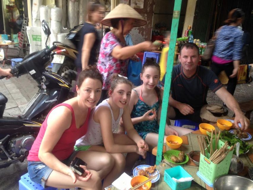 Street Food Tour Hanoi and Train Street Experience - Starting in the Old Quarter: where you meet and how the morning or evening flows