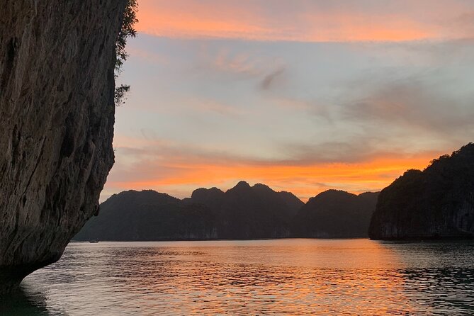 Sunset & Bioluminescent Plankton Kayaking Lan Ha bay - Key moments worth circling on your calendar