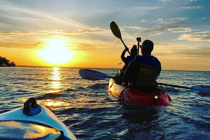 Sunset Tour in Lan Ha Bay | 4-star Daiichi Cruise - Stop 4: Sunset Party with fruits and pastries over fishing-village views