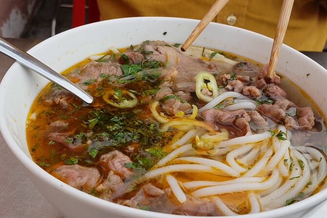 Super Niche Walking Street Food Tour in Ho Chi Minh City - Price and Logistics: The Real Value of $29 in Saigon