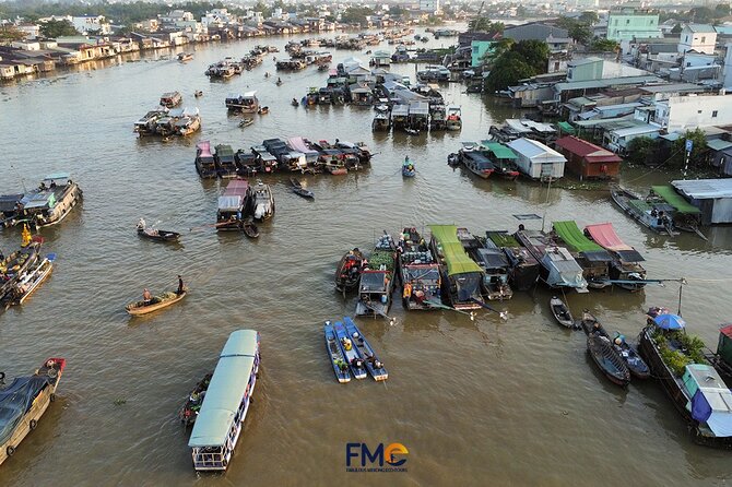 The hidden Fabulous Floating Market and Small Canal - Downsides to Consider Before You Set Your Alarm