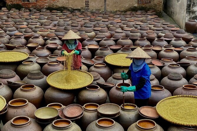 Three Traditional Villages Private Day Tour from Hanoi - Thủ Sĩ bamboo fish traps: visiting Mr Luong Son Bac’s house