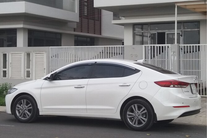 (TOP) Private car: Ho Chi Minh Airport (SGN) from/to HCM center - Quick take: what makes this SGN transfer work
