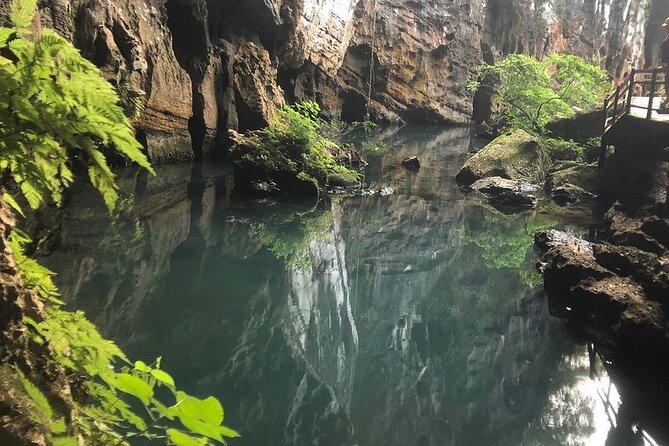 TOUR TO THE CAVES - Paradise & Dark caves from Dong hoi city - Dark Cave activities (1:00 pm to 4:00 pm): zipline, hike, mud bath
