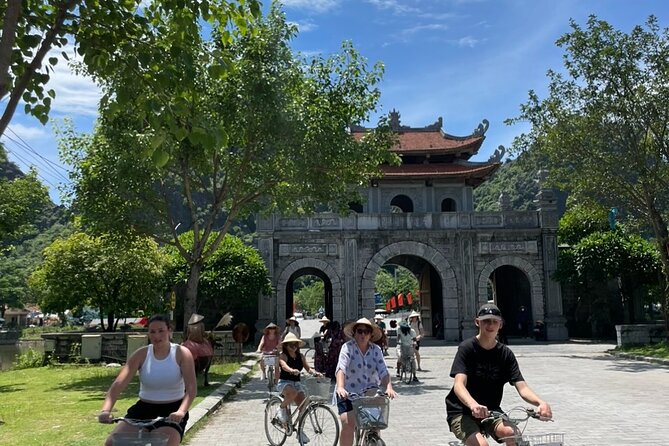Trang An Cave Boat Trip - Hoa Lu Temple Full Day Tour - The morning ride to Hoa Lu: rural Vietnam you’ll actually see