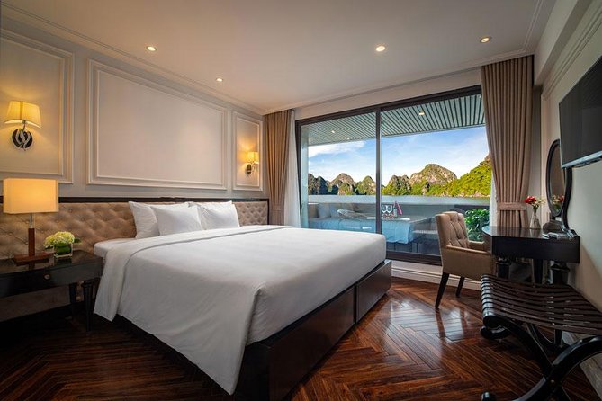 Ultra luxury style-3D/2N amazing activities Halong-Lan Ha- Cat Ba - Food plan: included meals that keep you from constantly negotiating