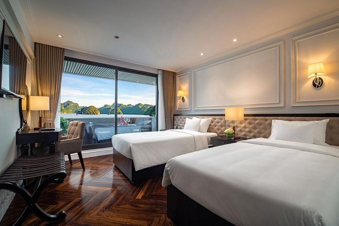Ultra luxury style-3D/2N amazing activities Halong-Lan Ha- Cat Ba - Cat Ba Island by bike and by choice: jungle, village, and optional comfort