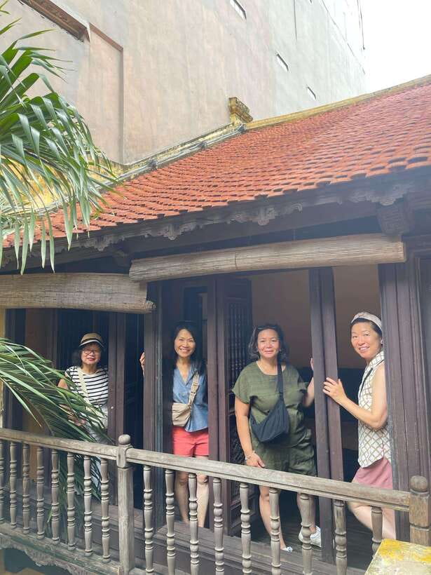 Uncover Hanoi’s Hidden Treasures: Old Quarter & Train Street - Hanoi Train Street Café: Coffee While the Train Passes Inches Away