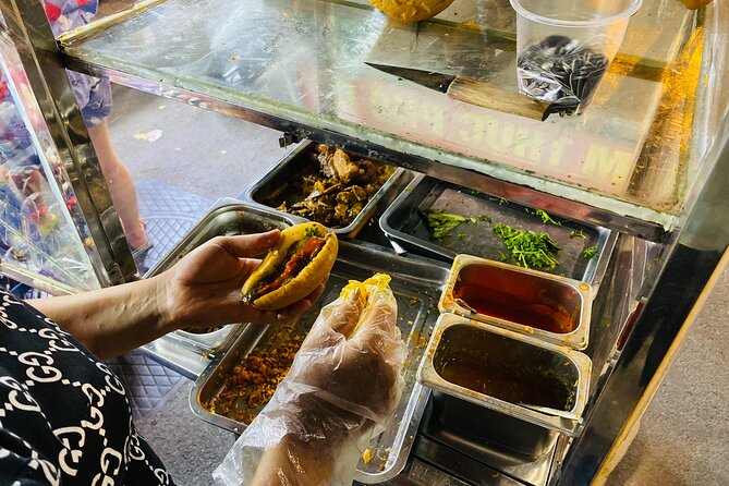 Vegan Street Food & Stories of Hanoi - Where you go: Old Quarter, Dường Tau, and Ta Hien Street