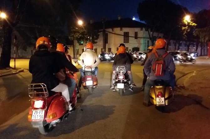 Vespa Food Tour Hanoi After Dark 3.5 hrs_TOP SERVICE, MAX VALUE - Old Quarter Lanes and a Market Walk at Hàng Bè