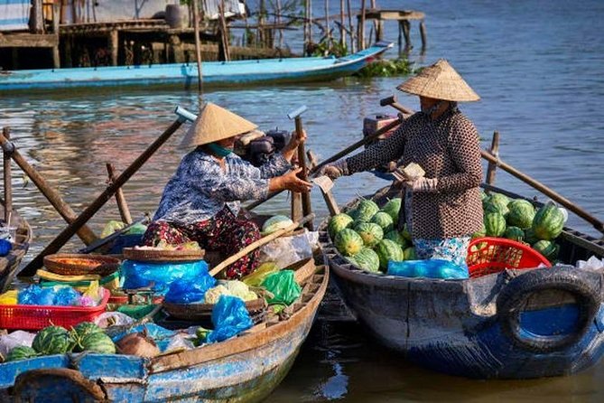 Vietnam and Thailand Adventure in 16 Days - Hanoi and Halong Bay: An Overnight Cruise With Sunrise, Cave Time, and Kayak Stops