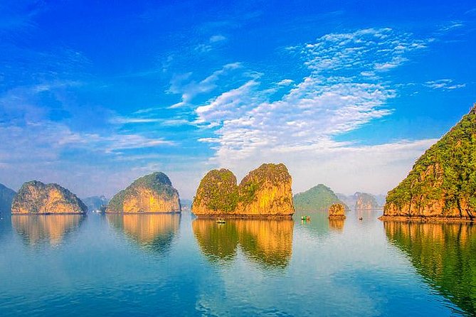 Vietnam at a Glance - 7 Days - Hanoi Old Quarter base: 4 nights where you can step out easily