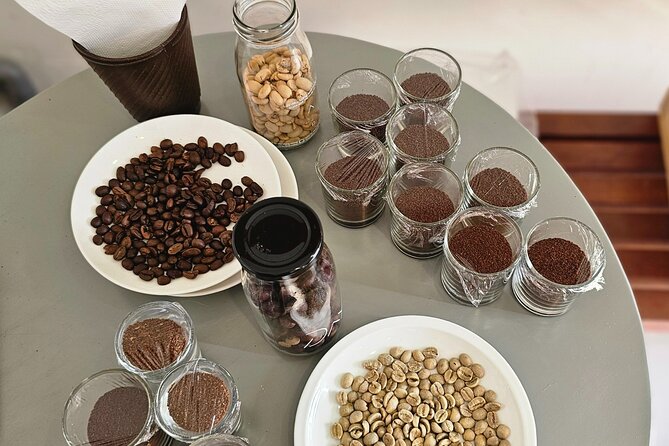 Vietnam Coffee Journey - Make extraordinary tasty coffee yourself - Hands-On Brewing With the Phin Dripper