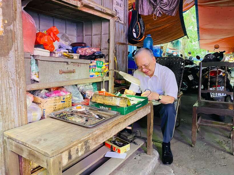 Vietnam War: Uncovering Hanoi's Untold Stories - Price and Value: What $28 Buys in Real Terms