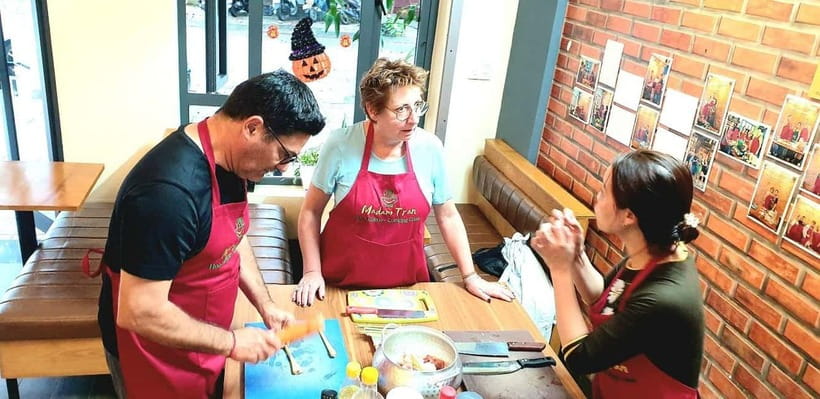 Vietnamese Cooking Class with Local Family in Hue - Meeting point in Hue center: easy to plan, but plan it