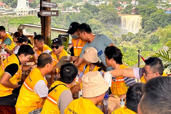 Vietnamese Culture: Phin-Making Tour Beyond Elephant Falls, Dalat - Stop 1: Tam Trinh Coffee Experiences and the Golden Ratio Lesson