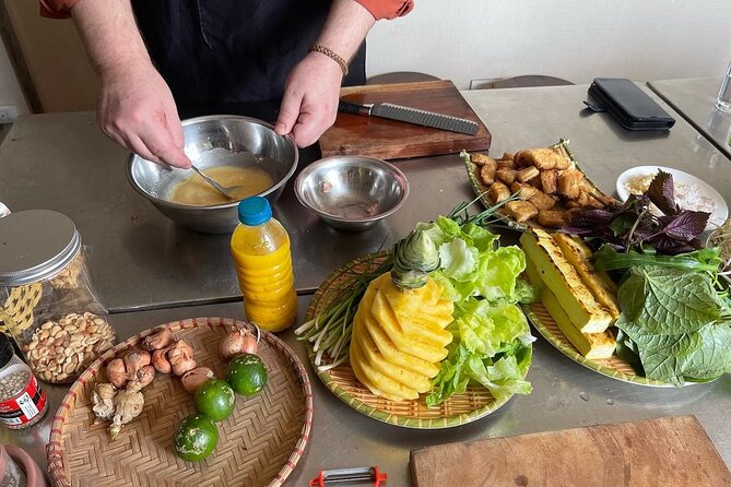 Vietnamese Vegetarian Cooking Class in Hanoi - Market Walk in Hanoi’s Old Quarter: Where Flavor Begins