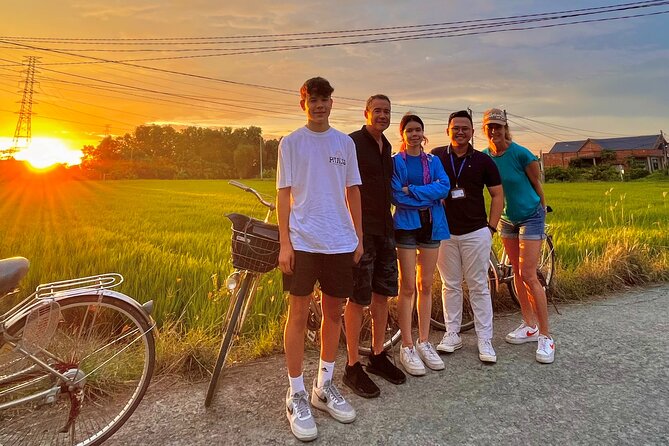 VIP Mekong Delta Adventure Cycling & Kayaking - Private Day Trip - The Tien River cruise: peaceful boat time plus Đàn Ca Tài Tử