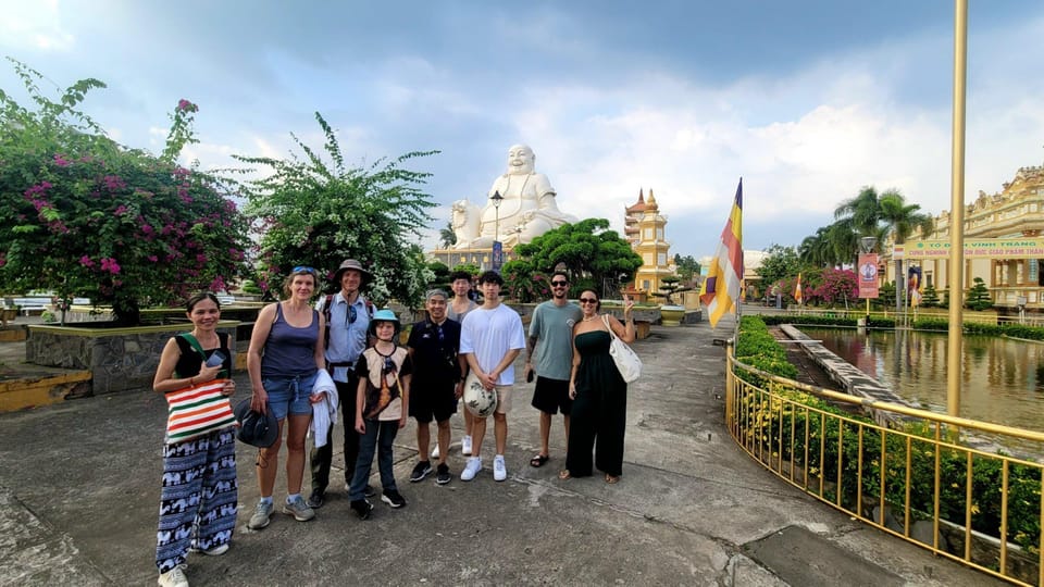 VIP Mekong Delta Full Day Adventure Cycling-Kayak-Cooking - Kayaking the canal maze: beautiful water time with a realistic expectation