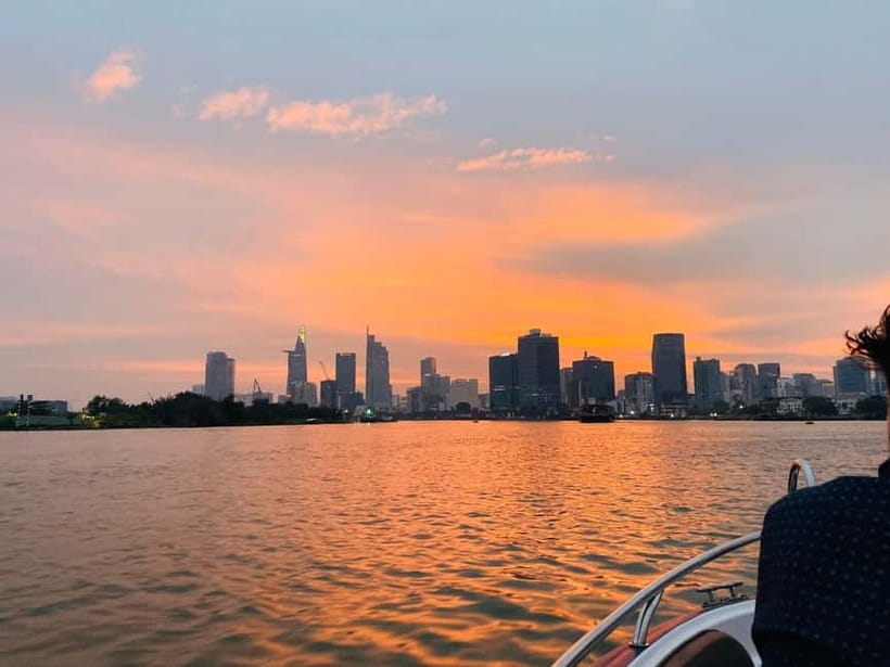 VIP Tour Enjoy Romantic Sunset by Speed Boat Free Cocktail - Sailing past the Saigon Bridge and Thu Thiem Bridge