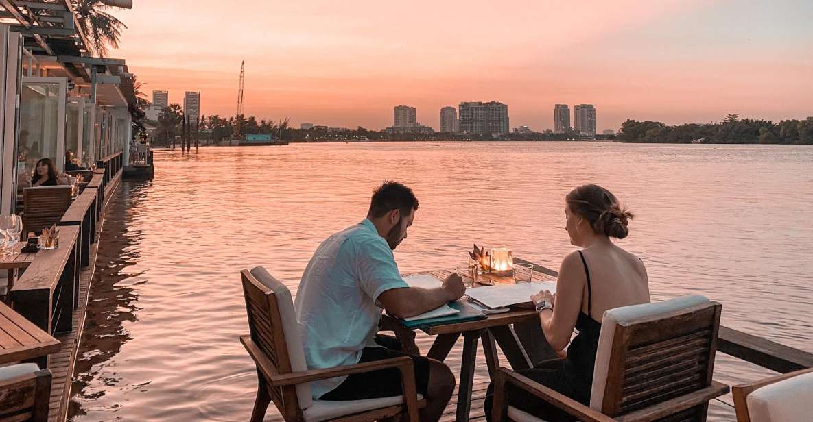 VIP Tour Enjoy Romantic Sunset by Speed Boat Free Cocktail - Sunset colors, photo help, and even bats in the sky