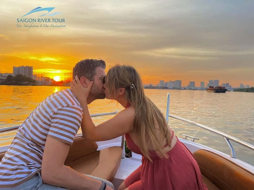 VIP Tour Enjoy Romantic Sunset by Speed Boat Free Cocktail - Price and value: what you’re really paying for at about $76