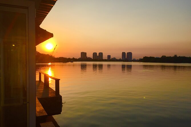 VIP Tour in Saigon: Romantic Sunset Cocktail by SpeedBoat - The cocktail portion: complimentary drink, deck time, and realistic expectations