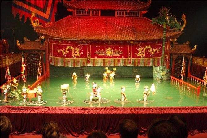 Water Puppet Show-Cyclo & Dinner On Cruise in Ho Chi Minh City - Hotel pickup and the 5:30 PM start that avoids chaos