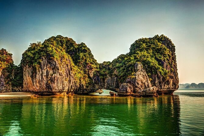 What a great combination, day cruise and night kayak with glowing biolumenescent - Southern Hạ Long Bay sailing: fishing villages and arches