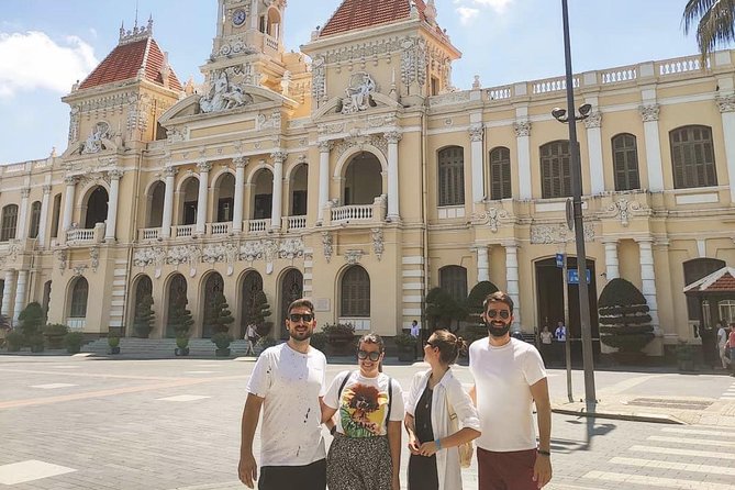 ️ Ho Chi Minh City Instagram Tour: Hidden Gems (Private & All-Inclusive) - Ho Chi Minh Square and City Hall Exterior: Admire, Don’t Enter